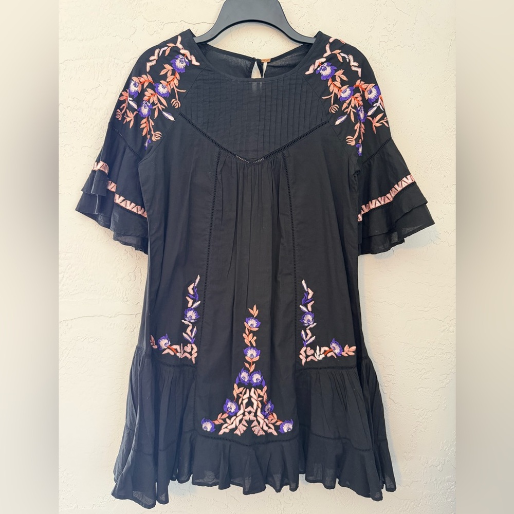 NWT Free People Black Tunic with Purple & Peach Floral EmbroiderySz M